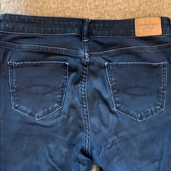 Abercrombie & Fitch dark wash jeggings, size 4L - Picture 3 of 3